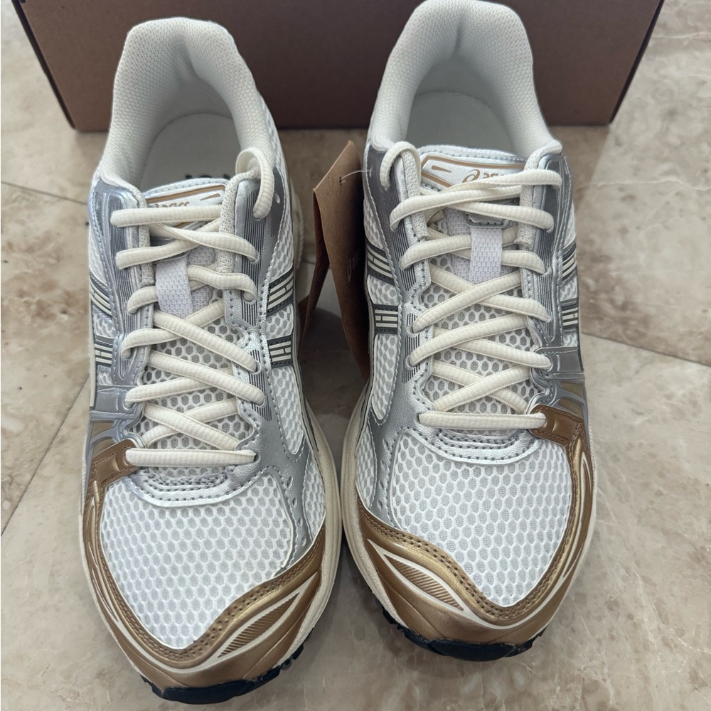 Asics gel kayano 14 size 8